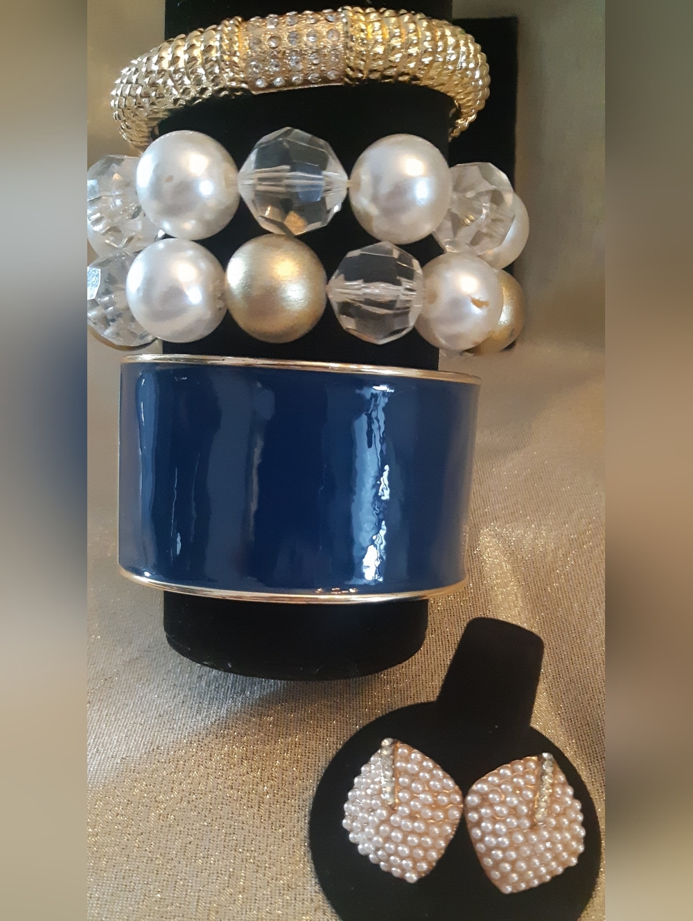 Elegant Gold Collection Bracelets With Pearl Gold Rhinestone Pieced earrings